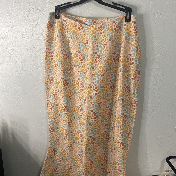 Princess polly Ava set - Picture 5 of 5